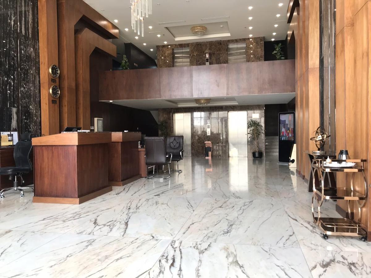 布贾里-达哈兰金色酒店 阿可贺巴 外观 照片